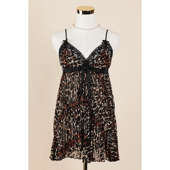 Betsey Johnson Other - Sz M Betsey Johnson Intimates Black Lace Leopard Print Baby Doll Slip Set GUC
